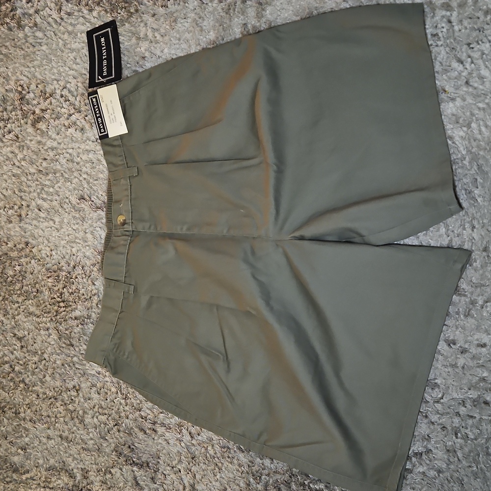 Vintage 80s David Taylor Men's Classic Moss Green Pleated Shorts